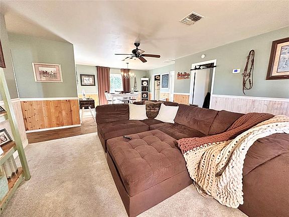 4th image of 13565 NE 38th Ave