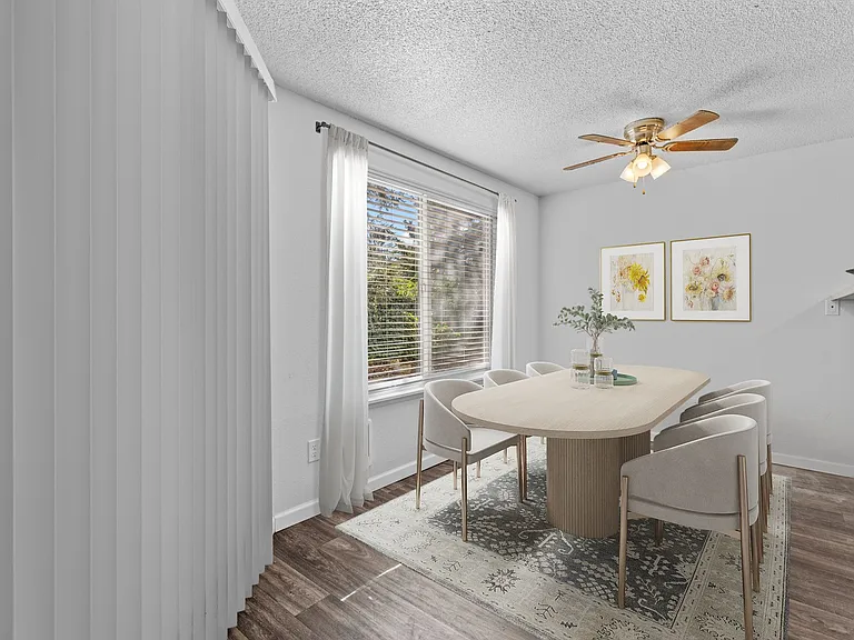 Evergreen Park Apartments in Olympia! — Photo 7