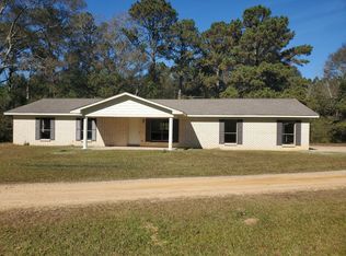 5827 N Williamsburg Rd, Bassfield, MS 39421