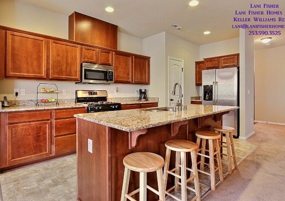 4th image of 18110 76th Ave E