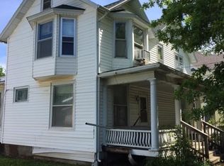 409 W 9th St, Maryville, MO 64468