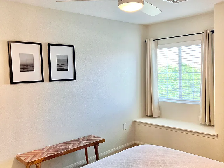Guest Bedroom #1
Dimensions: 12x13