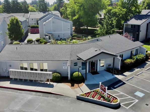 Cherry Blossom Estates, 10570 SE Cherry Blossom Dr #6, Portland, OR 97216