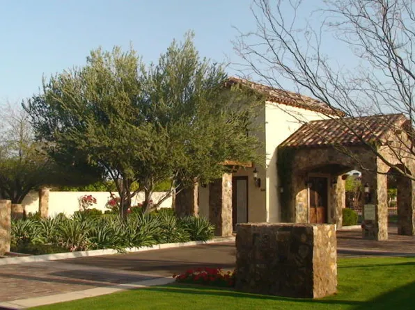3361 E Huber St, Mesa, AZ 85213