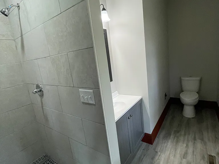 312 S Main St — Photo 12
