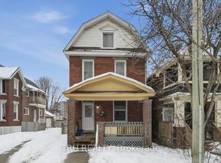 355 Cambridge St N, Ottawa, ON K1R 7B3