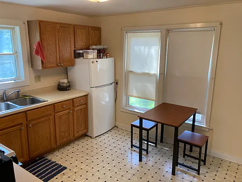 615 N Aurora St #2 Photo 1