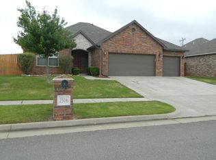 2316 NW 172nd St, Edmond, OK 73012