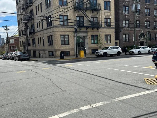 6414 Park Avenue 8 image 1 of 13