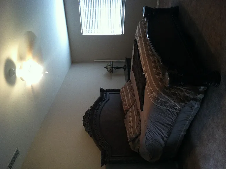 1041 W Longhorn Dr — Photo 17