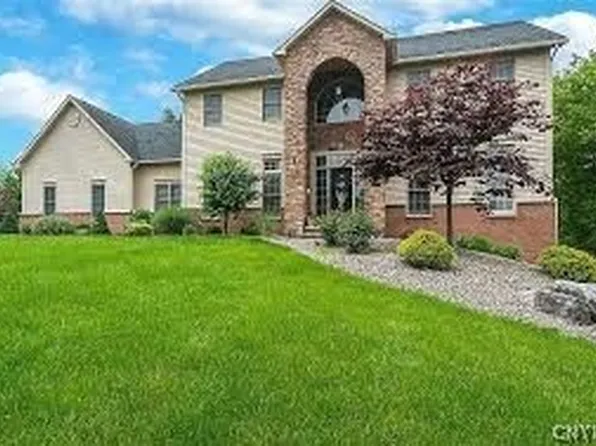 4327 Trout Lilly Ln, Manlius, NY 13104