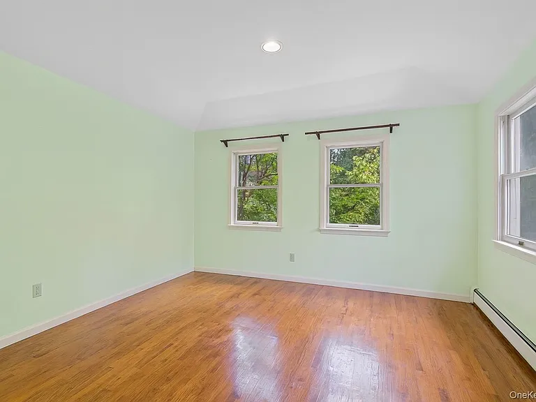 13 Whitney Cir — Photo 21