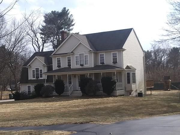 2nd image of 1 Minuteman Ln