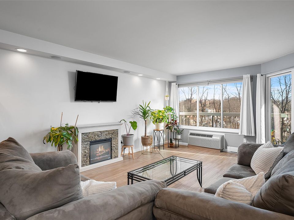 1st image of 500 High Point Drive #209