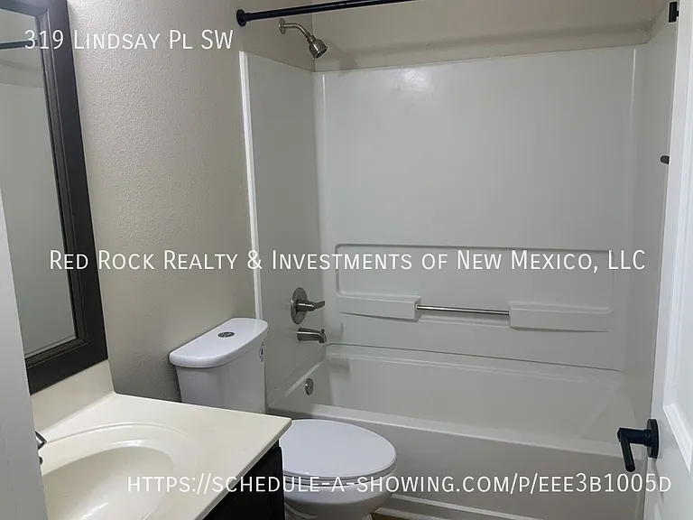 319 Lindsay Pl SW — Photo 13