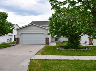 917 11th St W, West Fargo, ND 58078