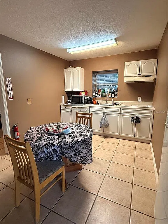 1 bed, 1.0 bath, 406 sqft, $1,200 — Photo 4