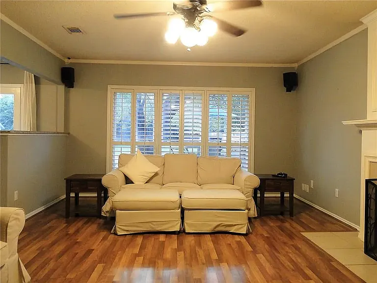 Family Room/ Den 2