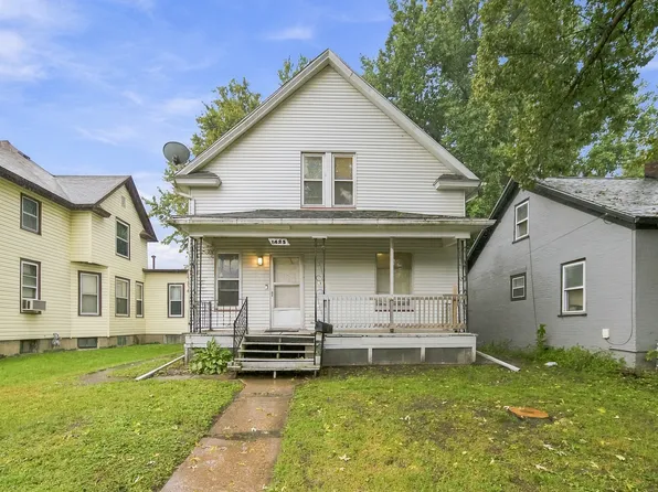 1425 W 15th St, Davenport, IA 52804
