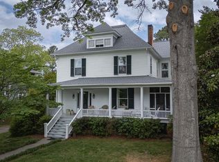 5 Market St, Onancock, VA 23417
