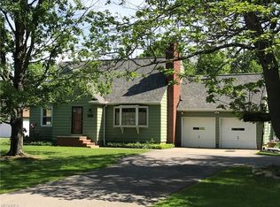 7323 Brook Ln, Chesterland, OH 44026