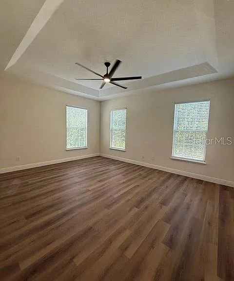 912 Waterside Dr — Photo 13