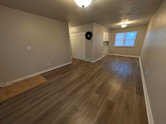 5th image of 799 Gates Ave