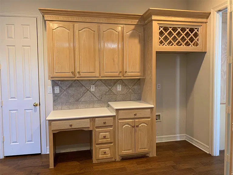 17906 Old Preston Ct — Photo 27