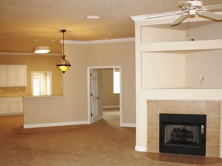 9189 SW 48th Pl — Photo 2