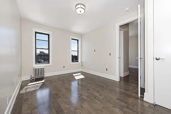 Rented by Voro, LLC | media 11