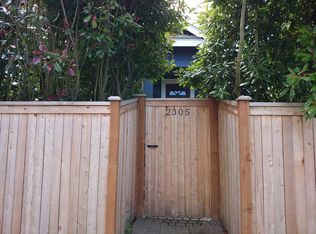 2305 NW 85th St, Seattle, WA 98117