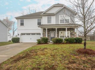 120 Farm Springs Dr, Mount Holly, NC 28120