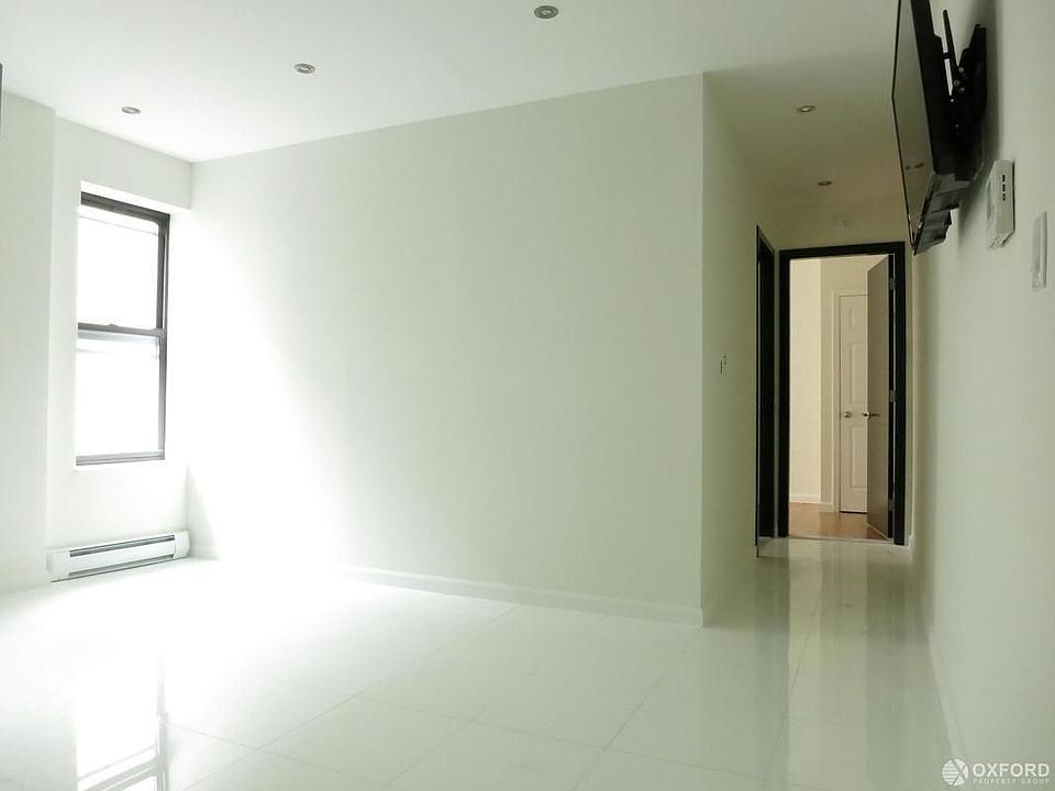 1st image of 10 Manhattan Ave APT 4D