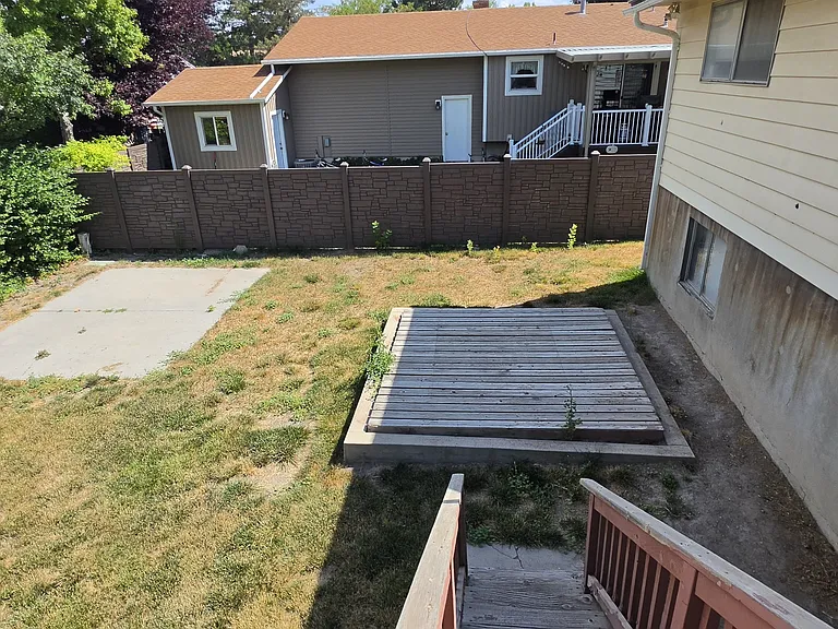 5557 S 2200 W — Photo 25