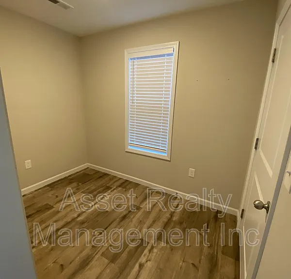 1116 Cloud View Dr — Photo 12