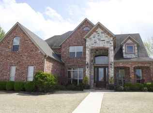 3785 E Township St, Fayetteville, AR 72703