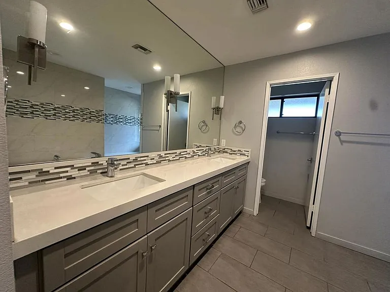4 Saturn Cir — Photo 26