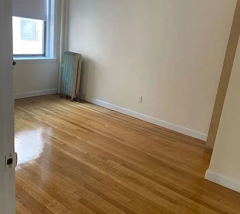 1136 Commonwealth Ave #5