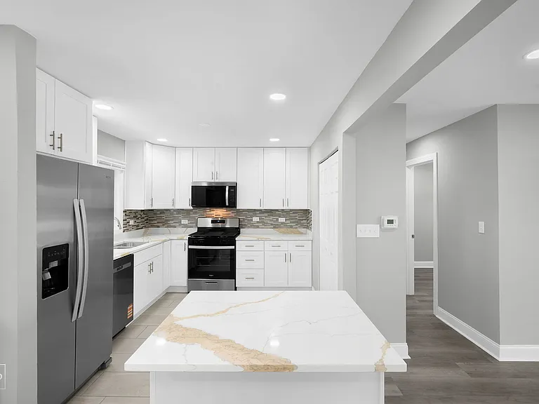225 Bode Rd — Photo 4