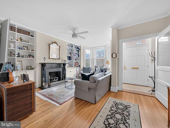 3rd image of 1343 30th St NW