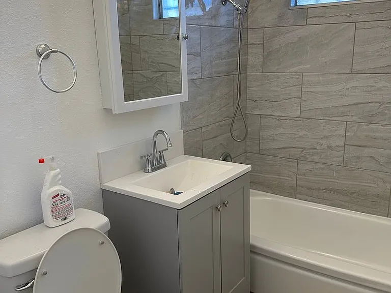 9526 Croesus Ave — Photo 4