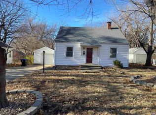 1105 SW Orleans St, Topeka, KS 66604