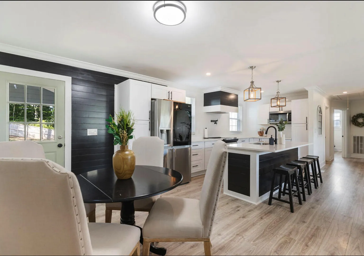 Furnished Single Family Home Dade Dr Nashville — Photo 3