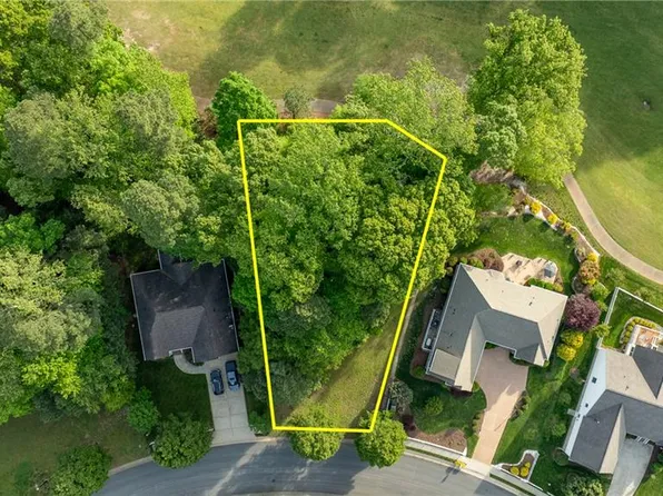 3058 Cider House Rd, Toano, VA 23168