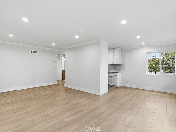 3rd image of 7439 Woodman Ave Unit 54