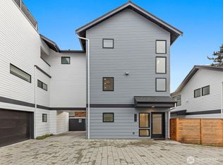 3239 61st Avenue SW unit B, Seattle, WA