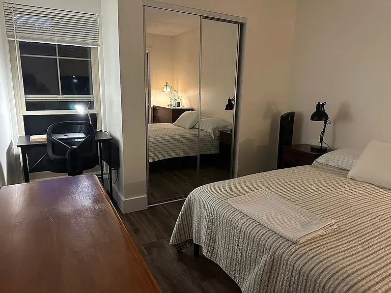 860 W Moorhead Cir #1L — Photo 4