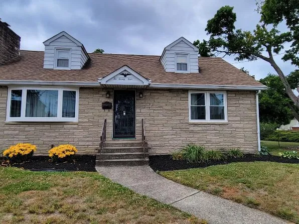 224 Maple Ave, Westville, NJ 08093