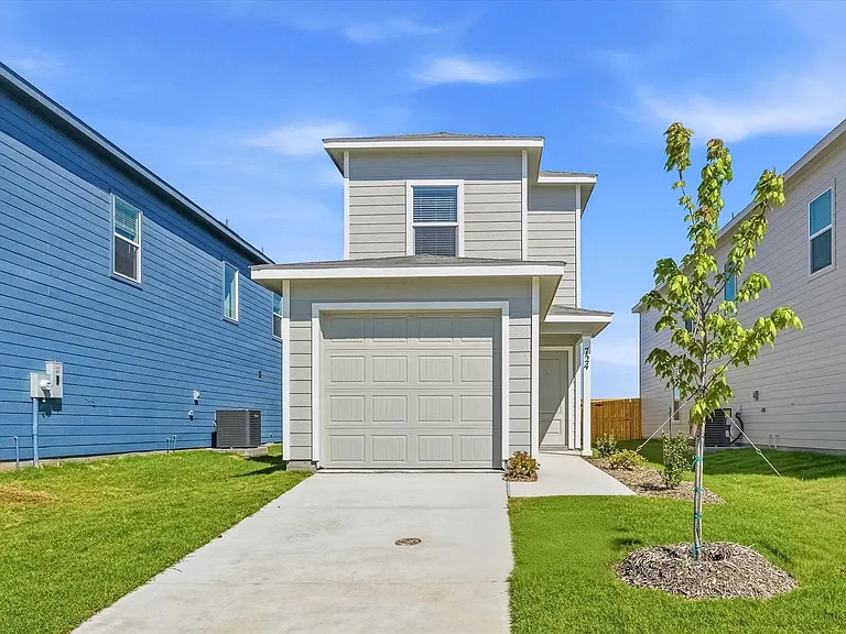 724 Wagtail Dr — Photo 1