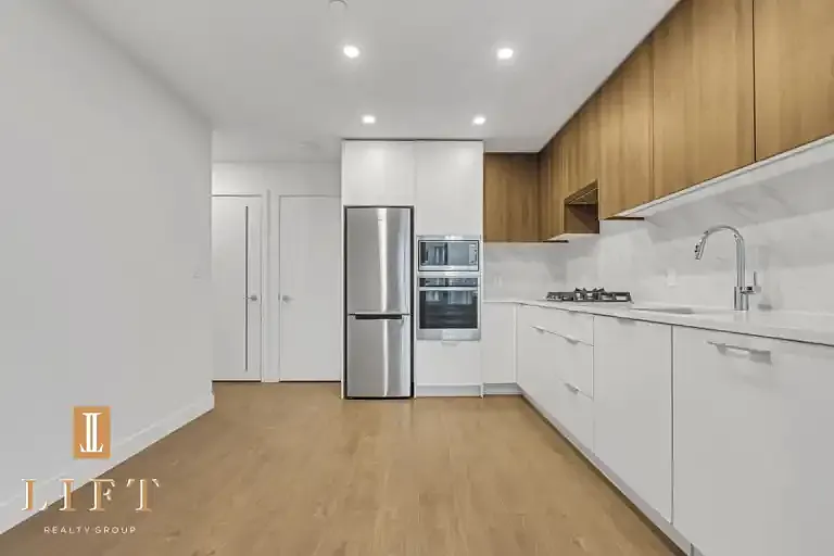 13359 Old Yale Rd #2102 — Photo 7